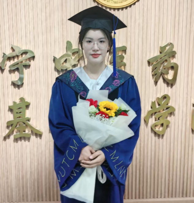 【师者如光 微以致远】中医系|教师风采系列之李楠